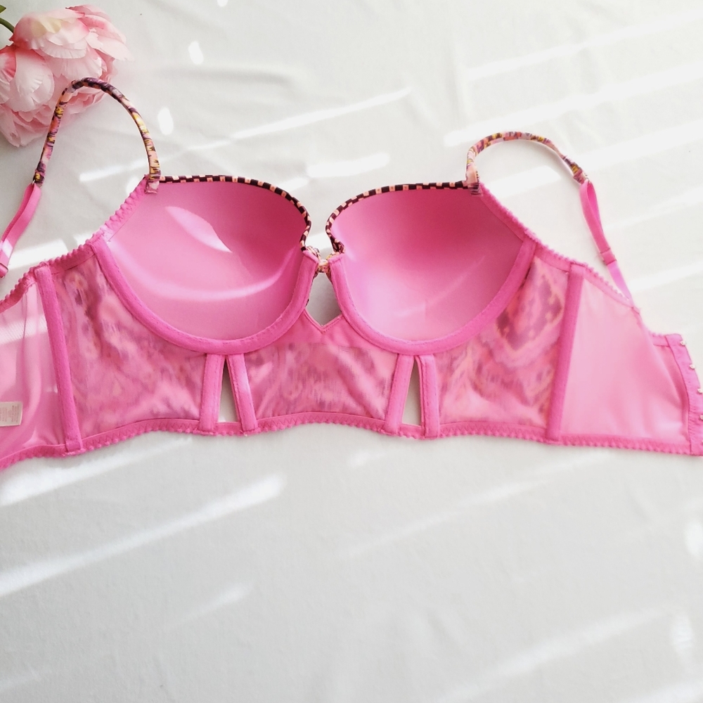 Victoria Secret Body by Victoria Longline Demi Bra Pink Ikat Print Size 32D - Picture 5 of 8